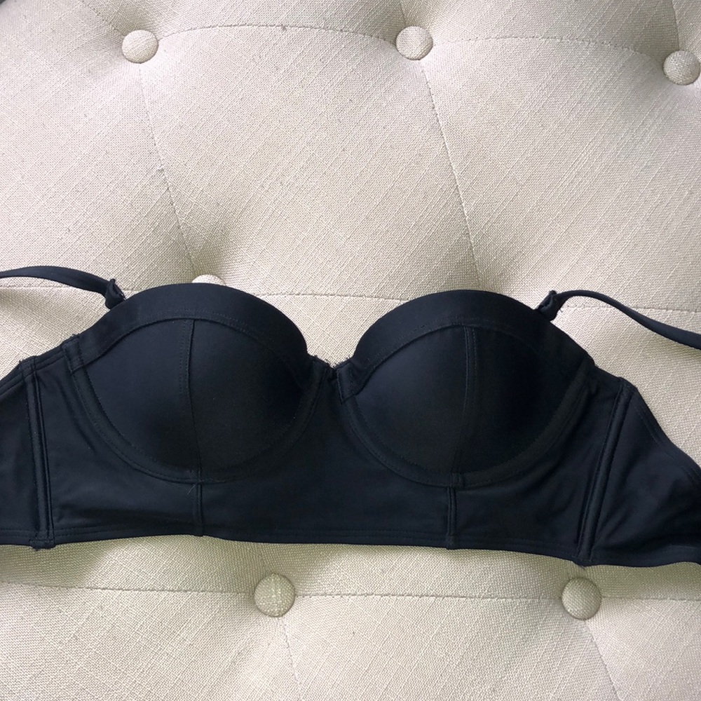 Black push up strapless bikini top